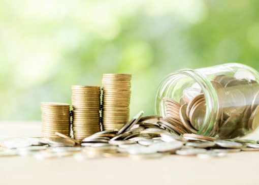 coin-wooden-table (1)